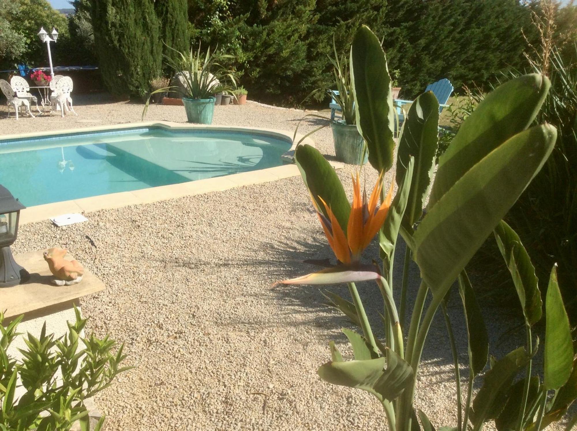 B&B Maison Brora Lorgues Bagian luar foto