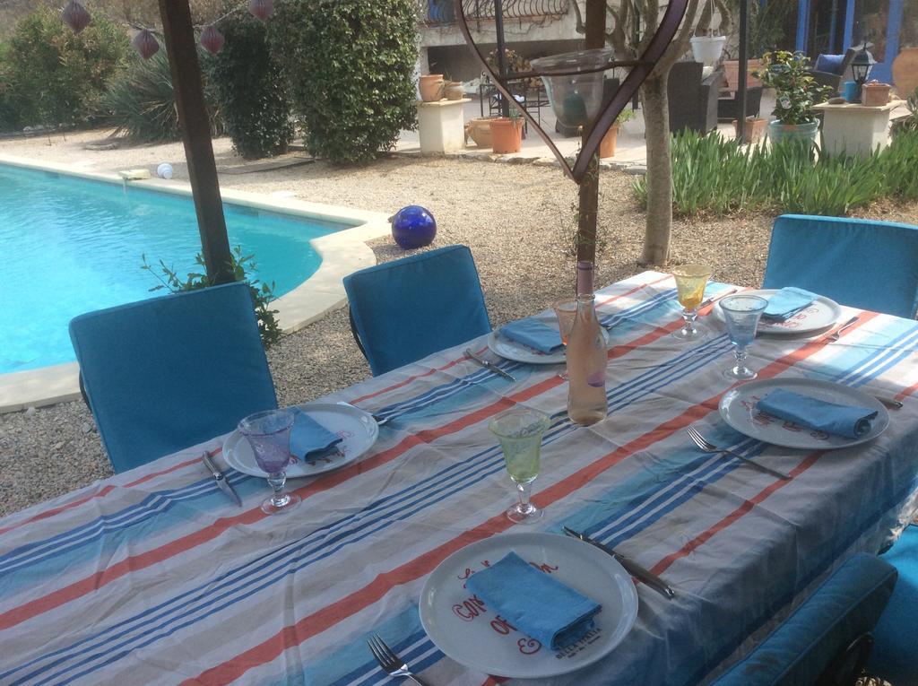 B&B Maison Brora Lorgues Bagian luar foto
